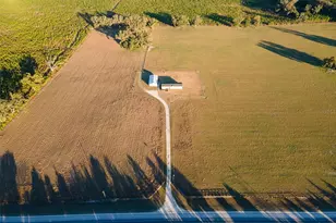 3789 NW 202nd St, Newberry, FL 32669 - Photo 13