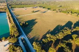 3789 NW 202nd St, Newberry, FL 32669 - Photo 7