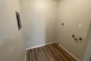 1638 SW 16th St, Gainesville, FL 32608 - Photo 7