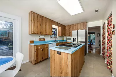 2436 NW 37th Terrace, Gainesville, FL 32605 - Photo 11