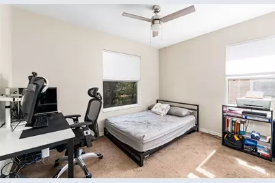 1710 NW 7th Street #104, Gainesville, FL 32609 - Photo 13