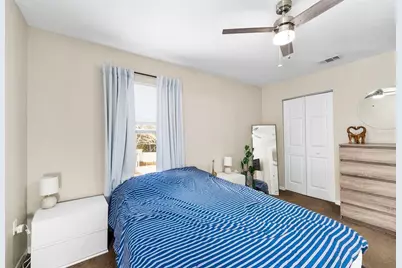 1710 NW 7th Street #104, Gainesville, FL 32609 - Photo 15