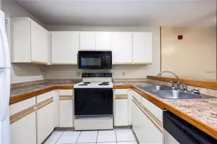 127 SE 16th Ave, Gainesville, FL 32601 - Photo 13