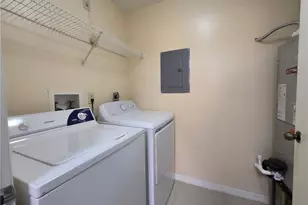 3705 SW 27th St, Gainesville, FL 32608 - Photo 7