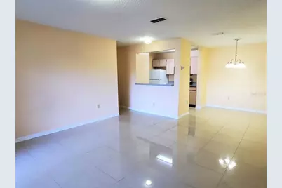 3705 SW 27th Street #914, Gainesville, FL 32608 - Photo 3