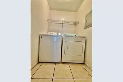 2601 SW Archer Road #A202/202, Gainesville, FL 32608 - Photo 11