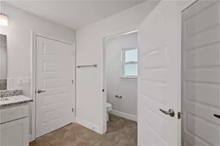 525 SW Bellflower Dr, Lake City, FL 32024 - Photo 11