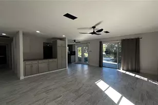 1606 NW 22nd St, Gainesville, FL 32605 - Photo 3