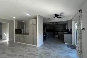 1606 NW 22nd St, Gainesville, FL 32605 - Photo 7