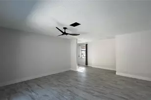 1606 NW 22nd St, Gainesville, FL 32605 - Photo 13