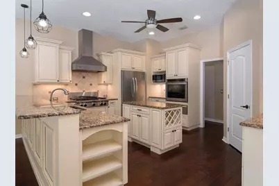 10515 SW 21st Avenue, Gainesville, FL 32607 - Photo 9