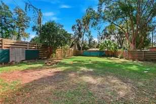 1115 NE 5th Pl, Gainesville, FL 32601 - Photo 35