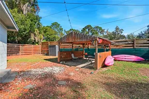 1115 NE 5th Pl, Gainesville, FL 32601 - Photo 31