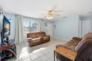 4916 SW 57th Dr, Gainesville, FL 32608 - Photo 5