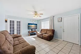 4916 SW 57th Dr, Gainesville, FL 32608 - Photo 3