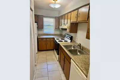 3430 NW 21st Drive #D-2, Gainesville, FL 32605 - Photo 3