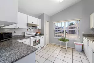 17424 SE 111th Ave, Summerfield, FL 34491 - Photo 5