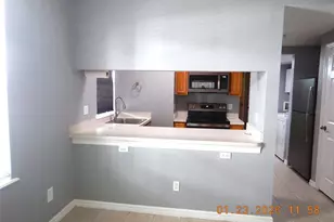 1220 SW 1st Ave, Gainesville, FL 32601 - Photo 3