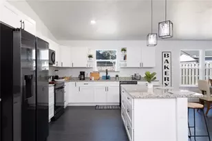 16668 NW 191st Way, High Springs, FL 32643 - Photo 9