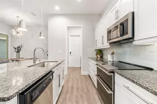 6464 SW 77th St, Gainesville, FL 32608 - Photo 11