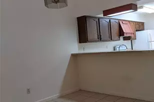 3970 NW 29th Ln, Gainesville, FL 32606 - Photo 3