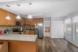 425 NW 79th Dr, Gainesville, FL 32607 - Photo 3