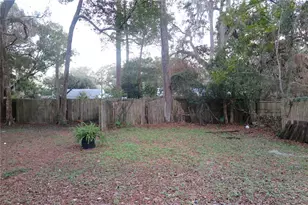 509 NW 19th Ln, Gainesville, FL 32609 - Photo 17