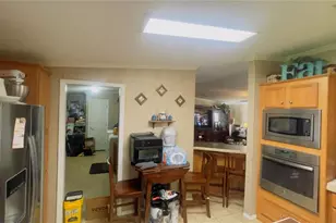 605 Standridge St, Bronson, FL 32621 - Photo 5