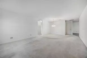 8750 SW 90th Ln, Ocala, FL 34481 - Photo 9