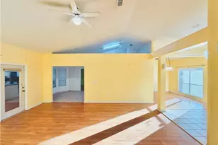 4423 NW 36th St, Gainesville, FL 32605 - Photo 11