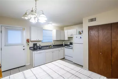 4651 SW 44th Lane, Gainesville, FL 32608 - Photo 9