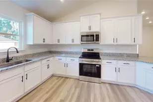 16913 NW 176th Wy, Alachua, FL 32615 - Photo 17
