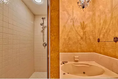 23 NW 48th Boulevard #K, Gainesville, FL 32607 - Photo 17