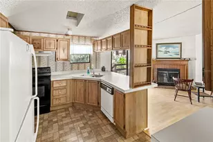 13711 NE 247th Ct, Fort Mc Coy, FL 32134 - Photo 15