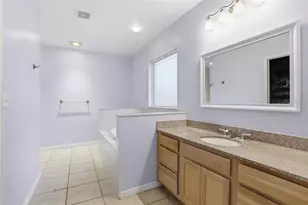 1829 NW 34th St, Gainesville, FL 32605 - Photo 25