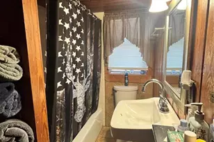 10507 Prospect Ave, Hampton, FL 32044 - Photo 9