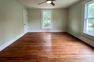 123 NE 8th St, Gainesville, FL 32601 - Photo 13