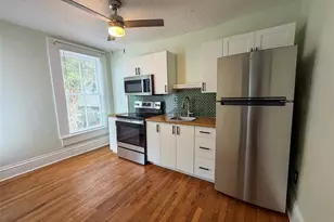 123 NE 8th St, Gainesville, FL 32601 - Photo 3