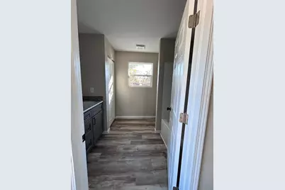 570 SW 5th Street, Lake Butler, FL 32054 - Photo 9