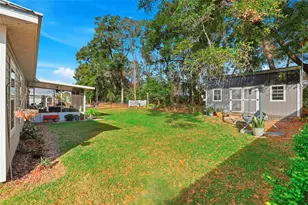 9092 Maryann Dr, Fanning Springs, FL 32693 - Photo 29