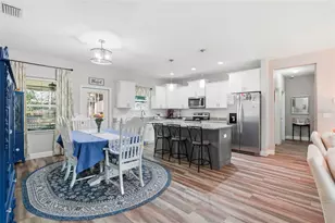 9092 Maryann Dr, Fanning Springs, FL 32693 - Photo 11