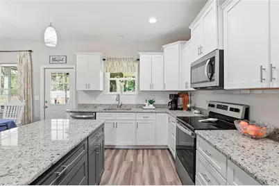 9092 Maryann Drive, Fanning Springs, FL 32693 - Photo 9