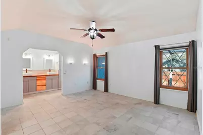 10808 NW 31st Place, Gainesville, FL 32606 - Photo 17