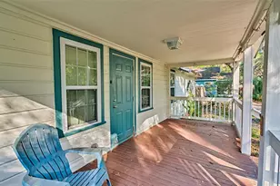 930 NW 29th Pl, Gainesville, FL 32609 - Photo 3