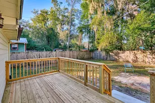 930 NW 29th Pl, Gainesville, FL 32609 - Photo 21