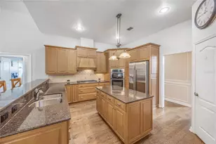 7146 SW 35th Ave, Gainesville, FL 32608 - Photo 5