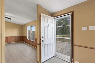 19227 SW 187 Ave, Archer, FL 32618 - Photo 17