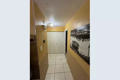 6025 SW 11th Place, Gainesville, FL 32607 - Photo 5