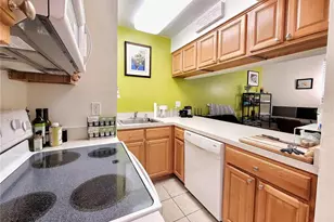 1220 SW 1st Ave, Gainesville, FL 32601 - Photo 11