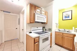 1220 SW 1st Ave, Gainesville, FL 32601 - Photo 9